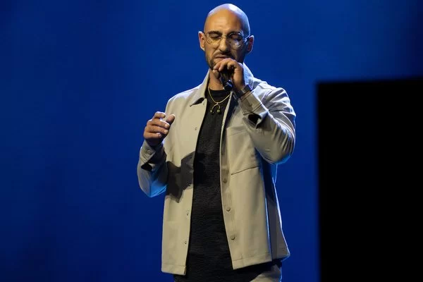 David Alexandre Chéu Cunha, cantor, conhecido por “Rato Chinês, venceu a final da 2.ª edição do concurso Talentos do Bairro