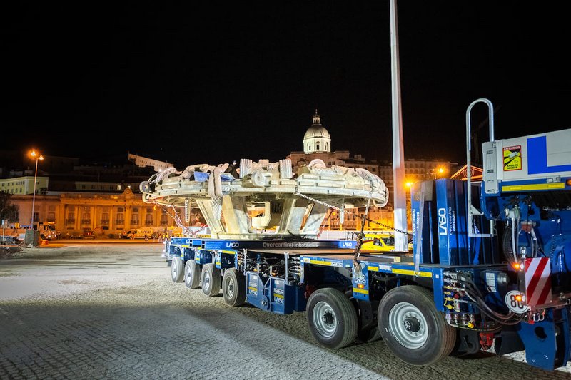 Transport du tunnelier PGDL de Santa Apolónia à Beato