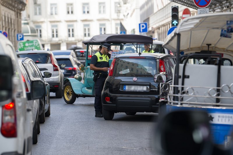 As chamadas zonas vermelhas vão abranger áreas de elevada pressão turística e corredores BUS