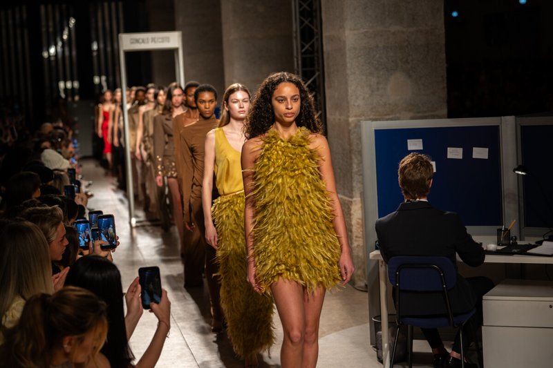 Lisbon Fashion Week, with the theme "Pebbling", had Pátio da Galé as its epicenter