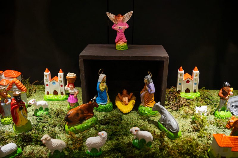 Os Paços do Concelho de Lisboa expõem até 6 de janeiro dois presépios cedidos pelo Museu de Lisboa - Santo António