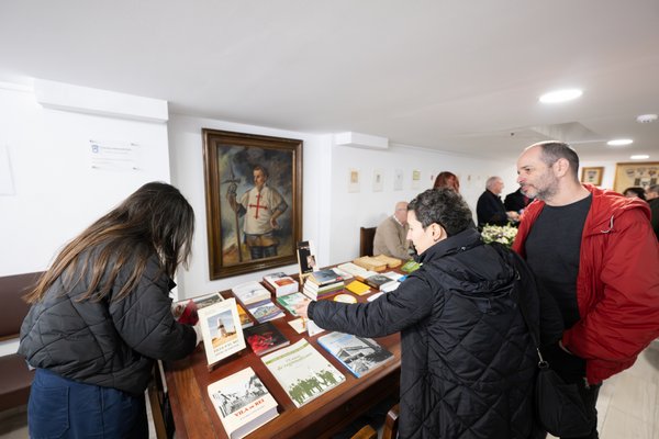 A sessão evocativa sublinhou a sua ligação histórica à diáspora residente na capital